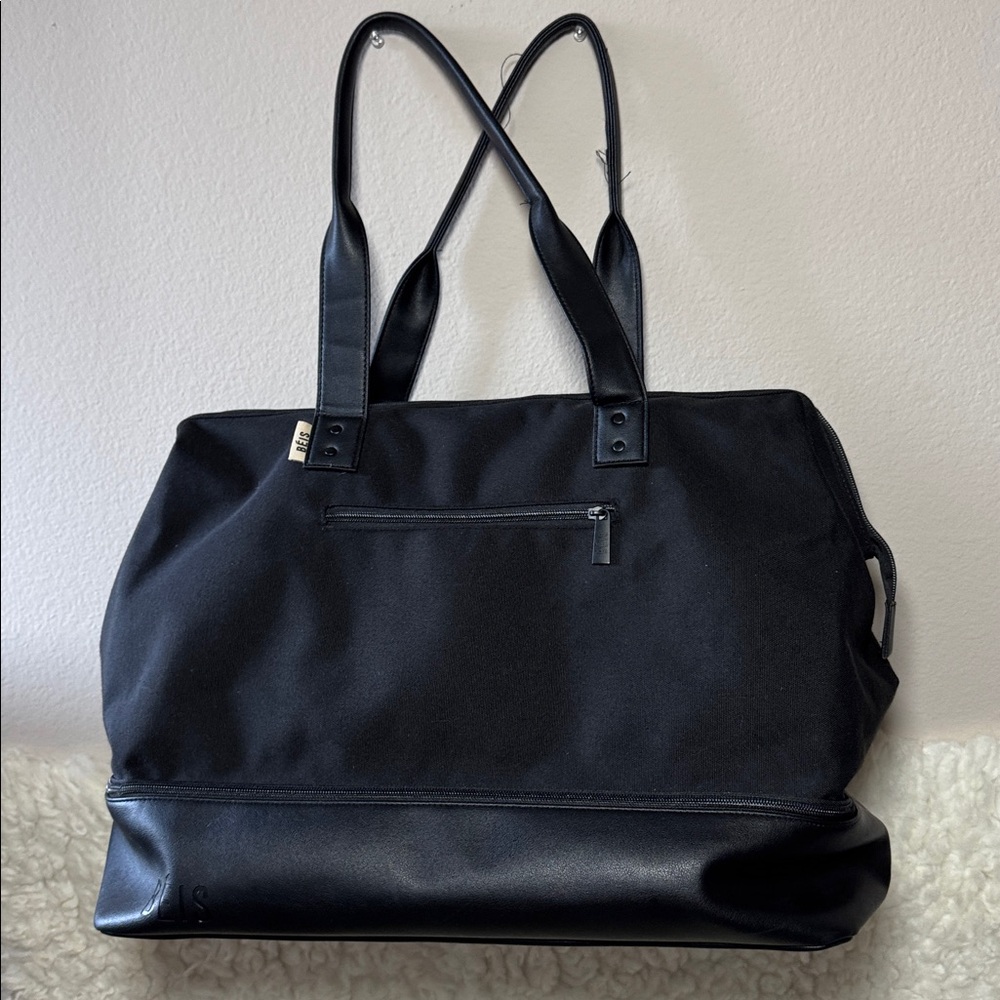 Black travel Tote Bag